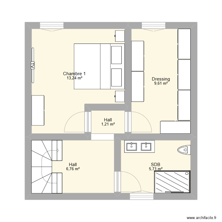 Lise 1er. Plan de 5 pièces et 37 m2