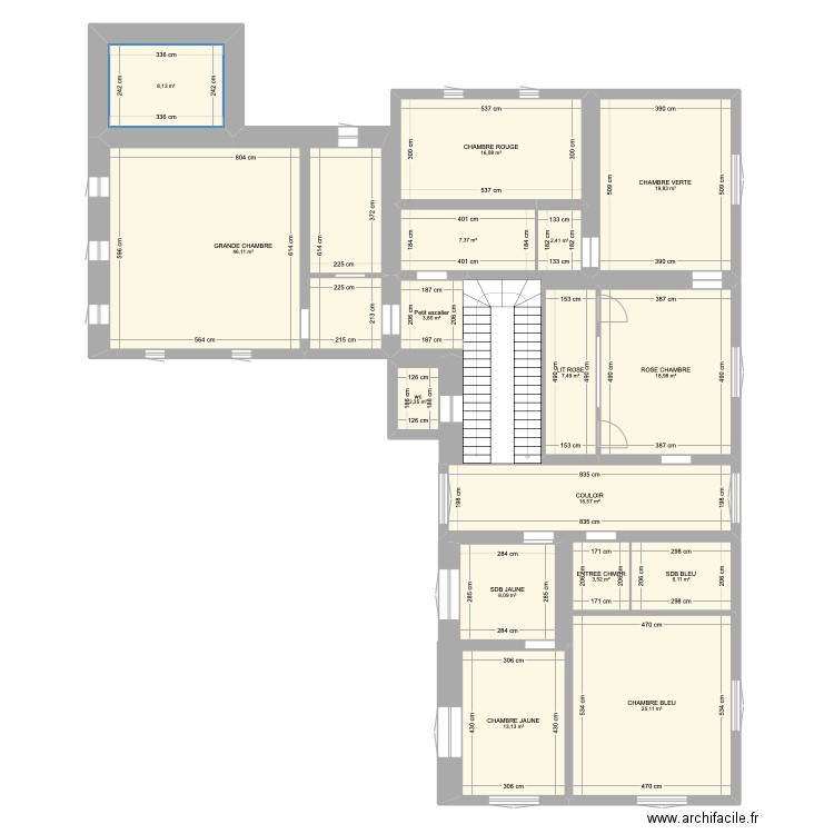 Bonnes 1er étage. Plan de 16 pièces et 205 m2