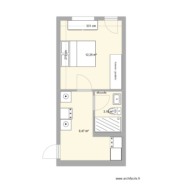 garage. Plan de 3 pièces et 24 m2