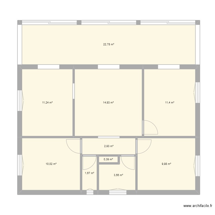 GUJAN. Plan de 10 pièces et 89 m2