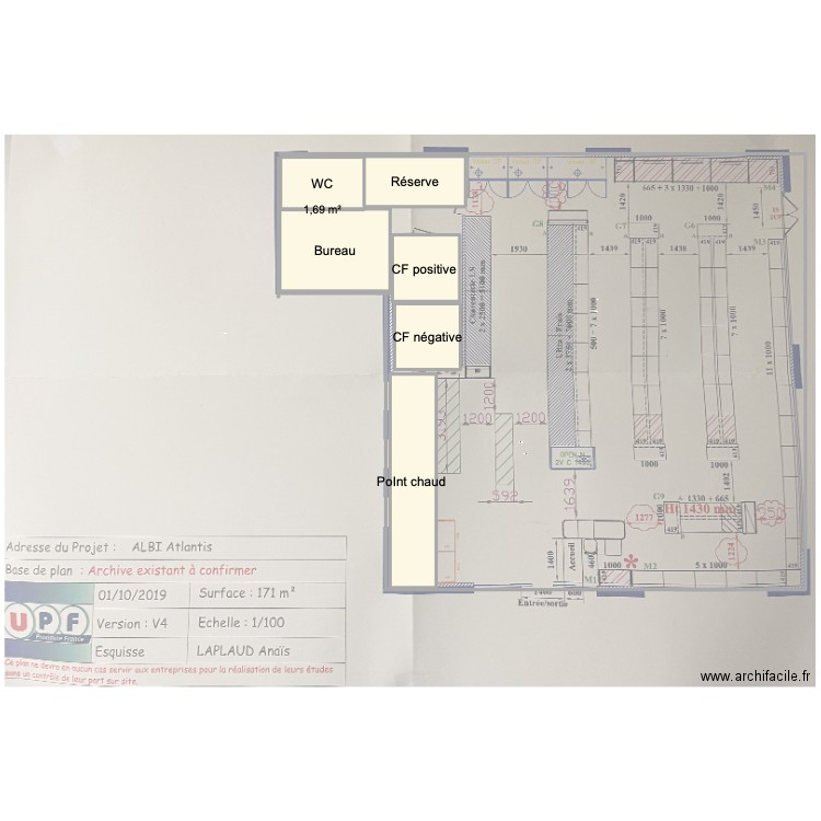 utile. Plan de 7 pièces et 1398 m2