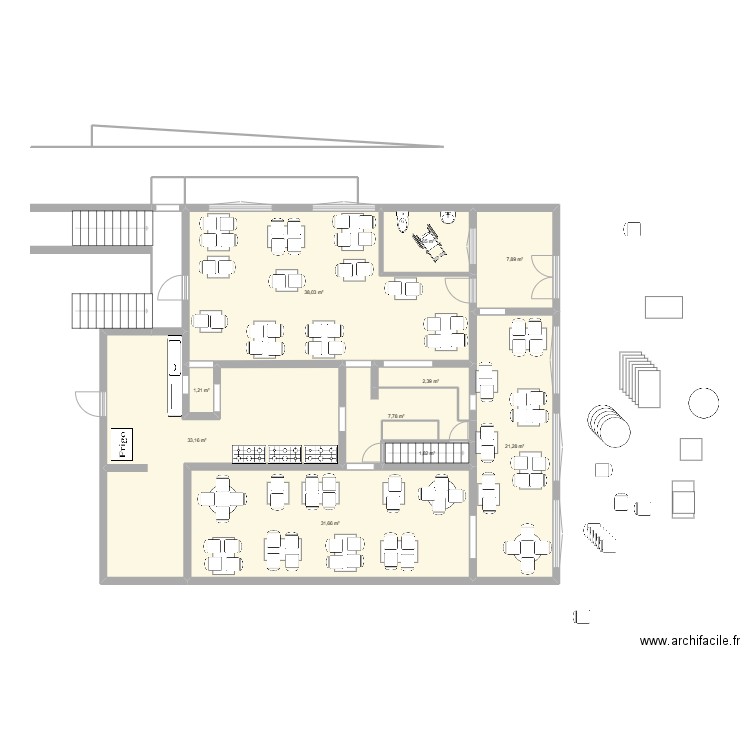 Salle Bar. Plan de 10 pièces et 151 m2