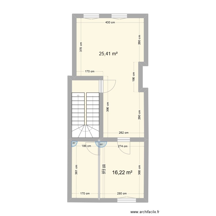 Binche - 1er. Plan de 3 pièces et 48 m2