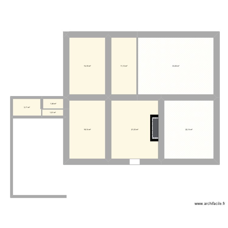 RDC Biran. Plan de 9 pièces et 126 m2