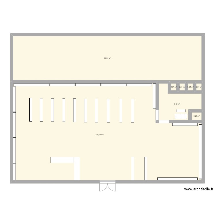 boutique. Plan de 8 pièces et 200 m2