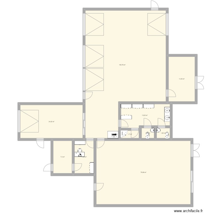 projet pro. Plan de 10 pièces et 243 m2