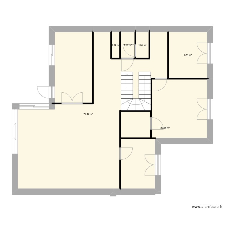 PJ RSG RDC. Plan de 6 pièces et 107 m2