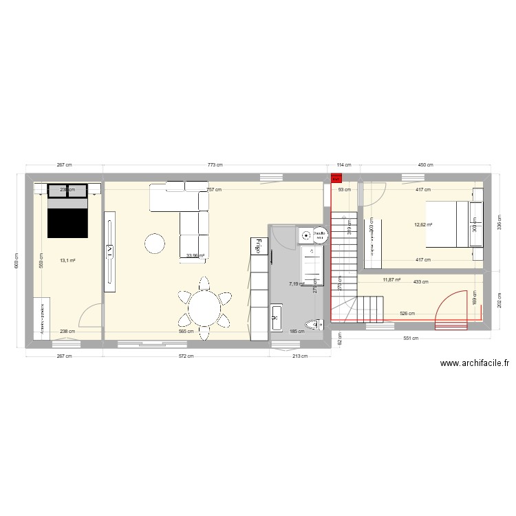 RDC . Plan de 5 pièces et 79 m2