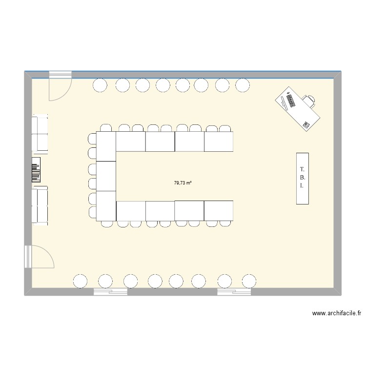 classe de 24 élèves. Plan de 1 pièce et 80 m2