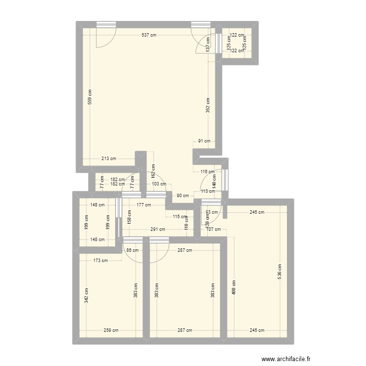 Appartement maman 2. Plan de 9 pièces et 78 m2