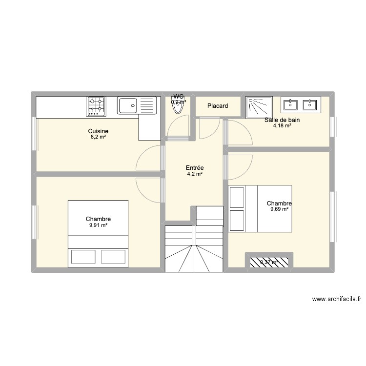 Maison 3eme étage. Plan de 8 pièces et 38 m2