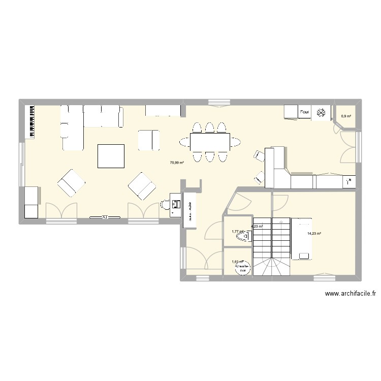 Maison Meublé. Plan de 6 pièces et 94 m2