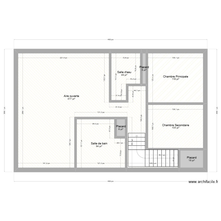 Appartement. Plan de 8 pièces et 81 m2