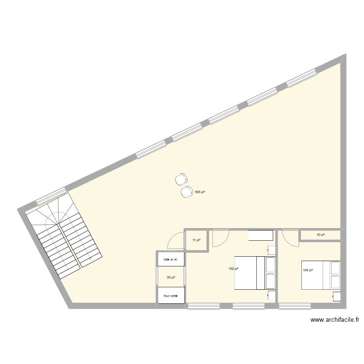 Immeuble 2e étage (2). Plan de 6 pièces et 116 m2