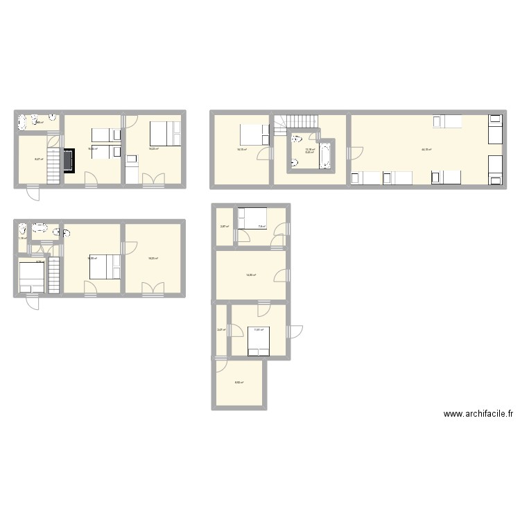 COURSANGEON. Plan de 18 pièces et 222 m2