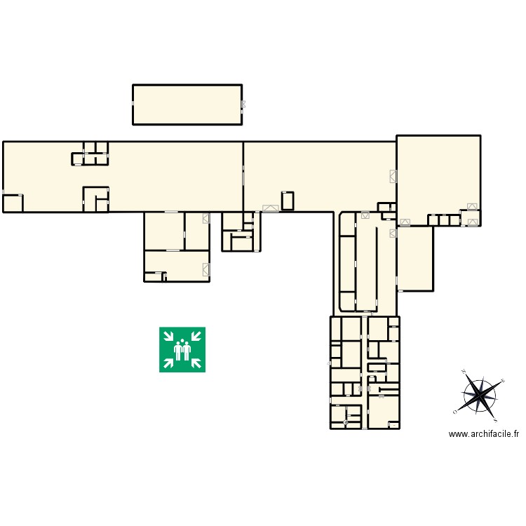 PUI Serviplast. Plan de 56 pièces et 1936 m2