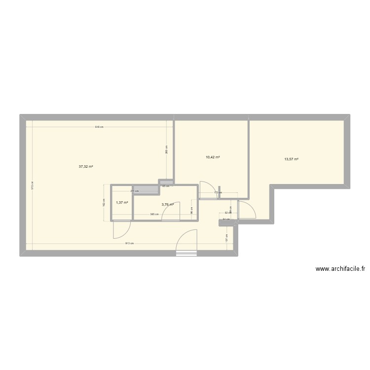 Amneville. Plan de 8 pièces et 67 m2