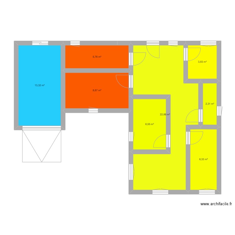 Maison. Plan de 8 pièces et 70 m2