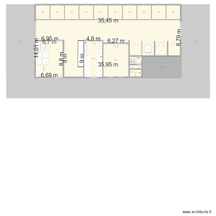 Projet écuries. Plan de 15 pièces et 554 m2