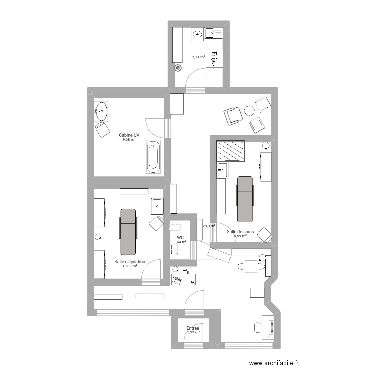 Institut. Plan de 7 pièces et 67 m2