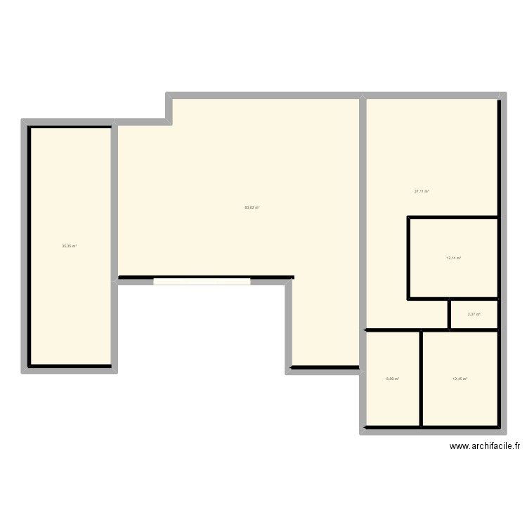 Chazelles. Plan de 7 pièces et 192 m2