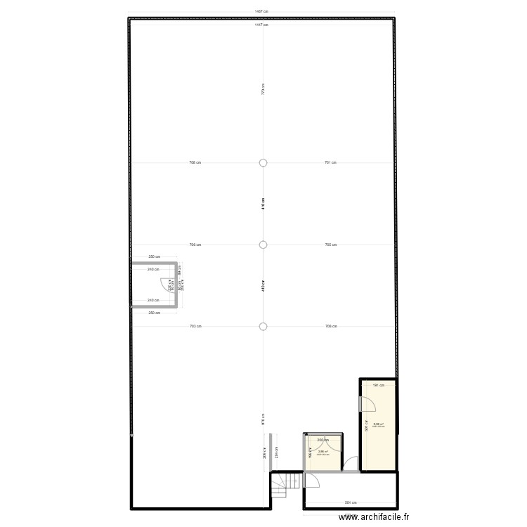 depot central. Plan de 2 pièces et 14 m2