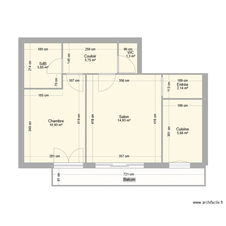 Appartement Paris. Plan de 8 pièces et 48 m2