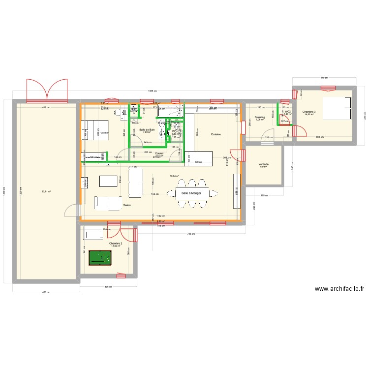 Villa Cuers 5. Plan de 18 pièces et 180 m2