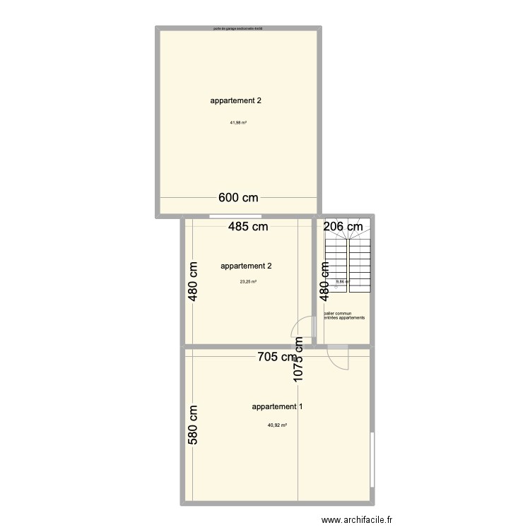 etage. Plan de 4 pièces et 116 m2