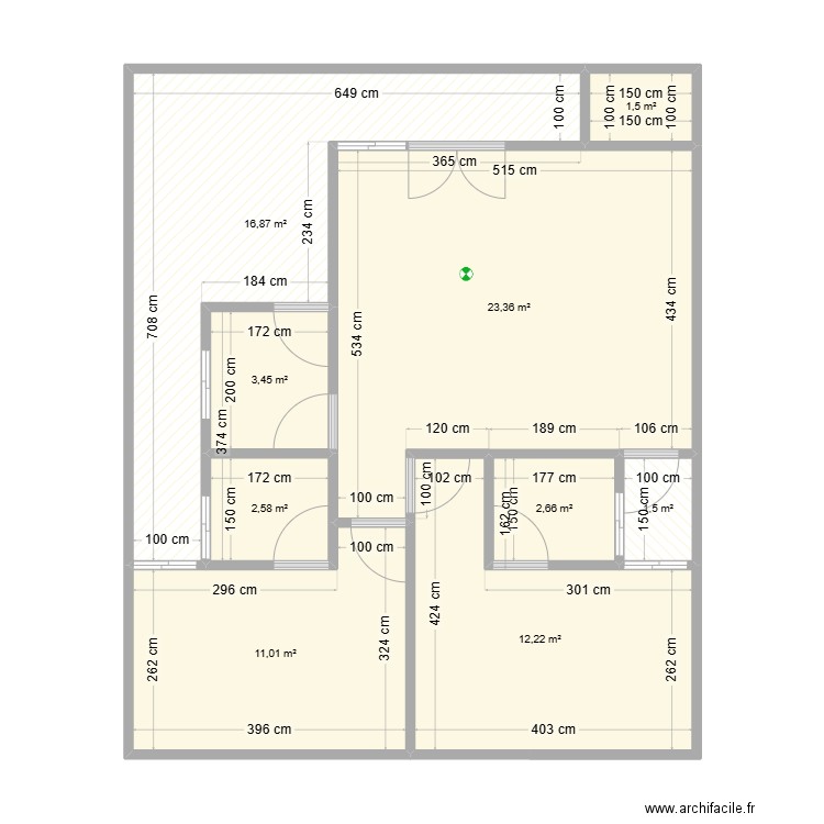 ozo. Plan de 9 pièces et 75 m2