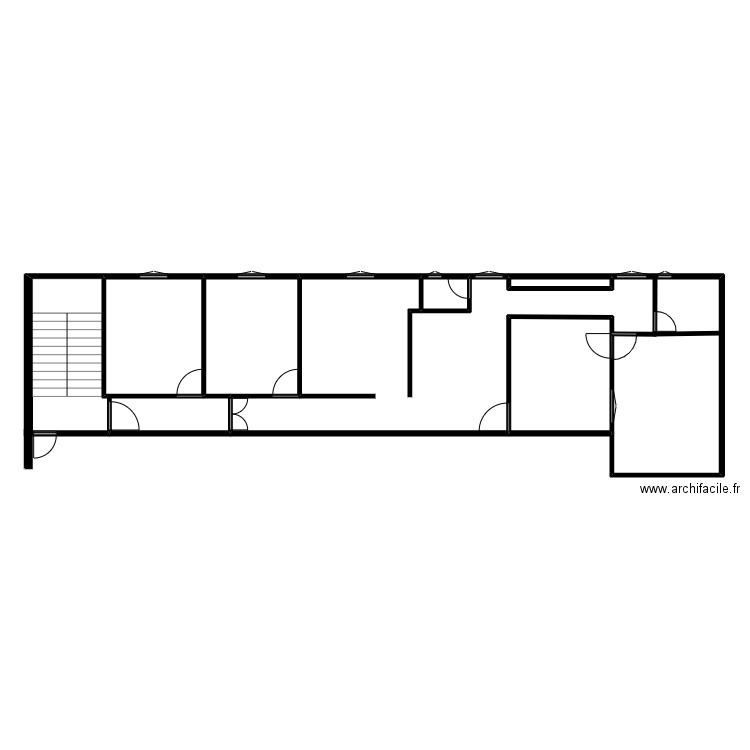 123. Plan de 7 pièces et 133 m2