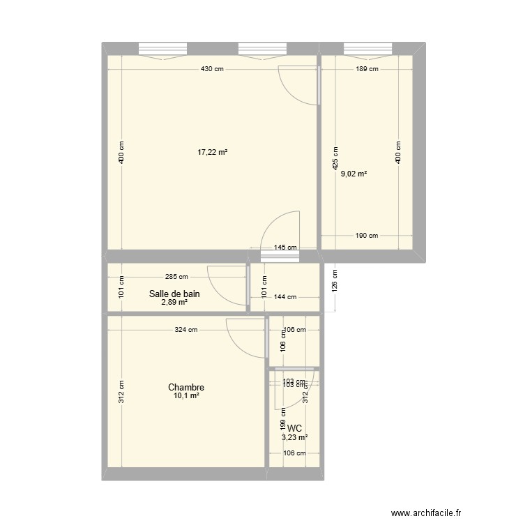 R+1. Plan de 5 pièces et 42 m2