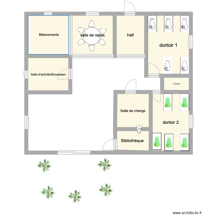 Test section bébé. Plan de 9 pièces et 65 m2