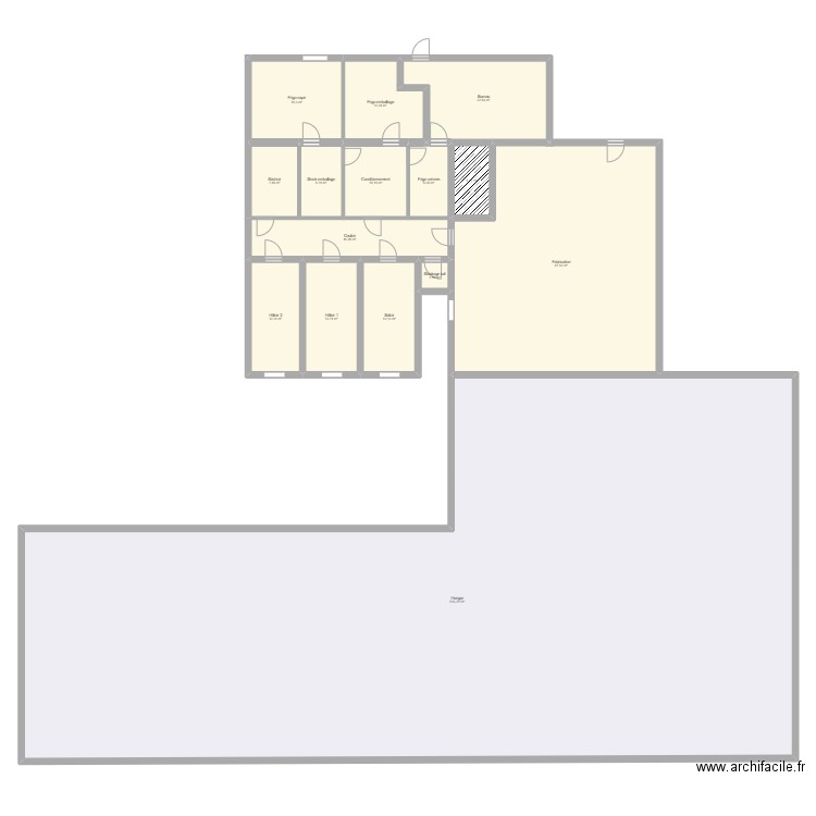 Fromagerie actuelle. Plan de 15 pièces et 756 m2