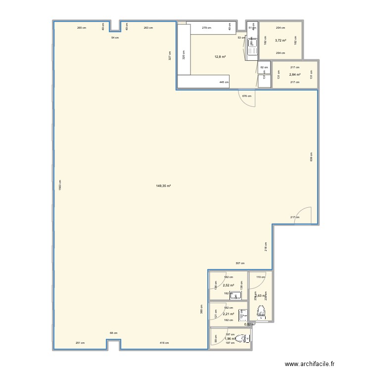 Roma. Plan de 9 pièces et 178 m2