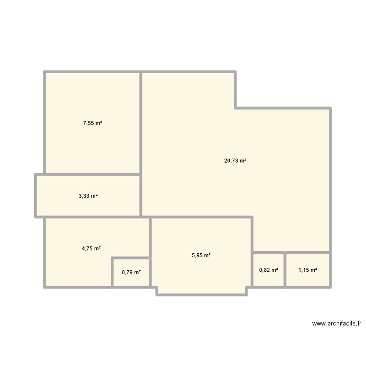 maison. Plan de 8 pièces et 45 m2