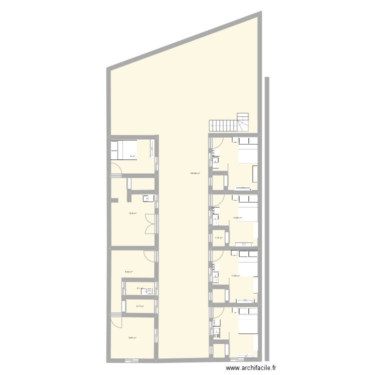 R+2 saint clou. Plan de 10 pièces et 220 m2