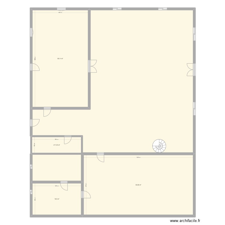 MAISON DE NTOUM. Plan de 4 pièces et 180 m2