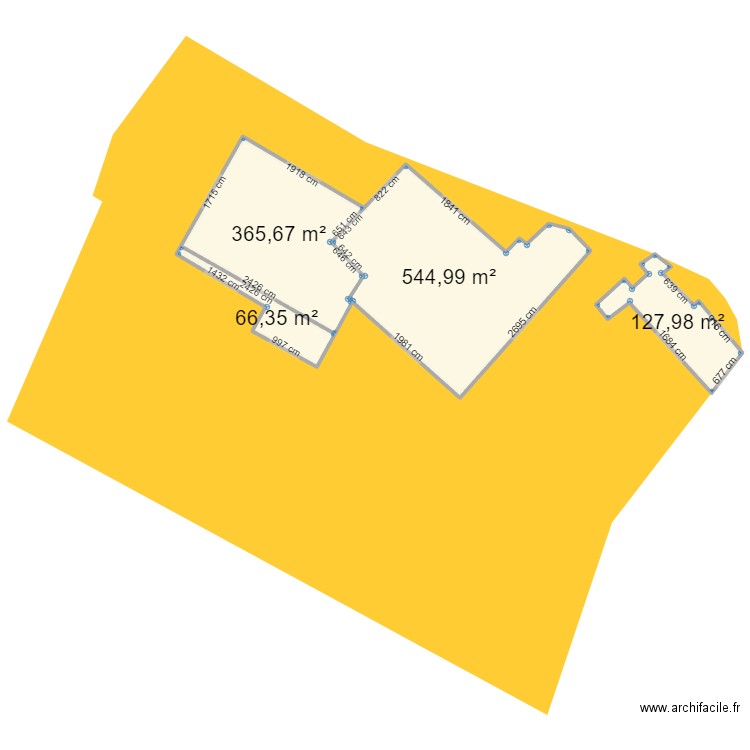 HANGAR. Plan de 4 pièces et 1105 m2