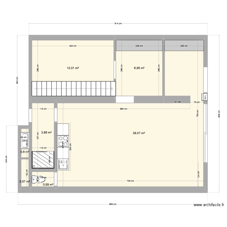 Garage Bièvre SDB et cuisine au fond. Plan de 7 pièces et 63 m2