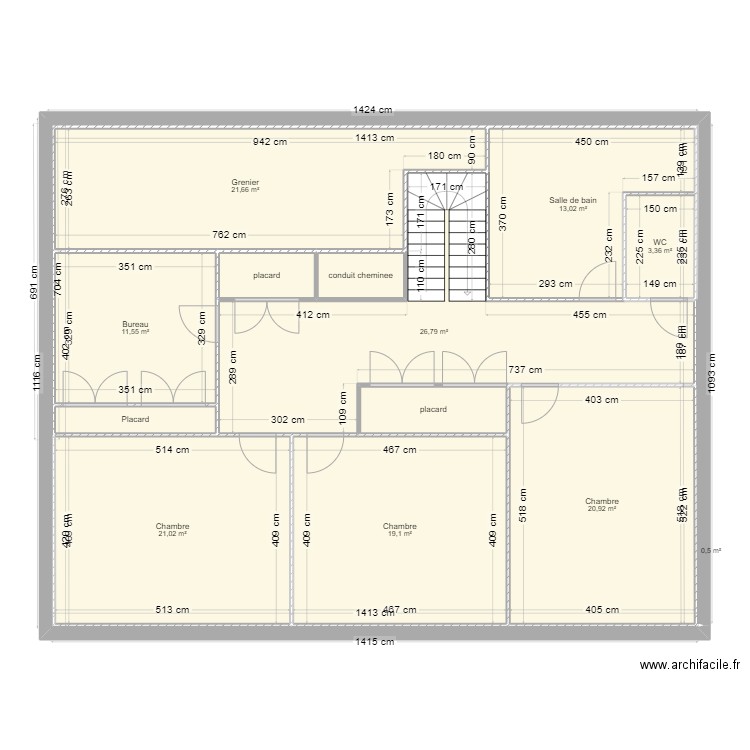 etage longchamp. Plan de 13 pièces et 147 m2