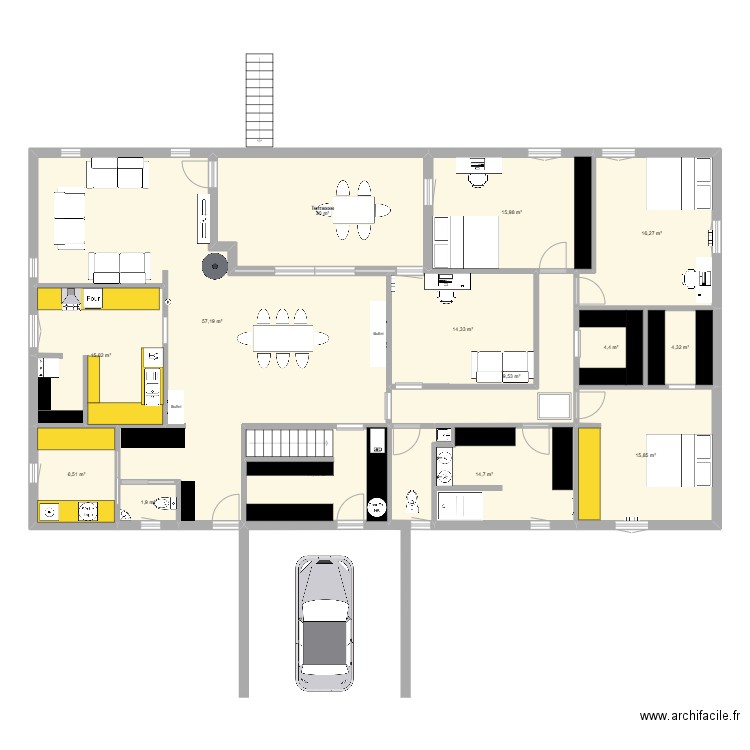 Plan maison type chichi. Plan de 24 pièces et 373 m2