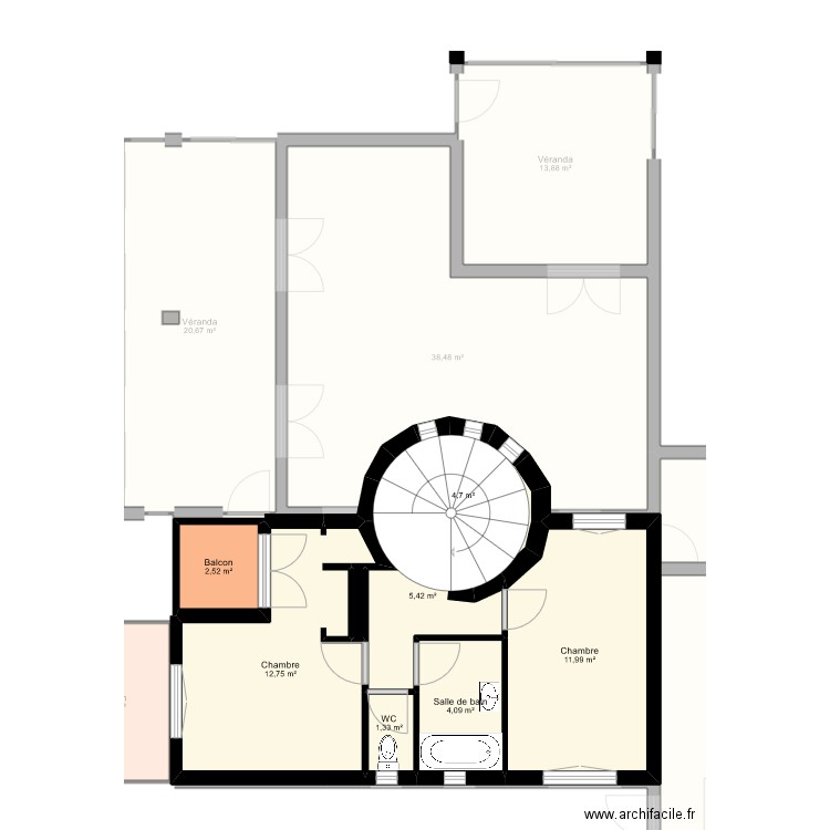 avedissian. Plan de 21 pièces et 194 m2