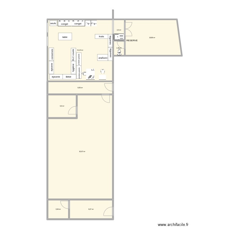 Local entier. Plan de 9 pièces et 155 m2