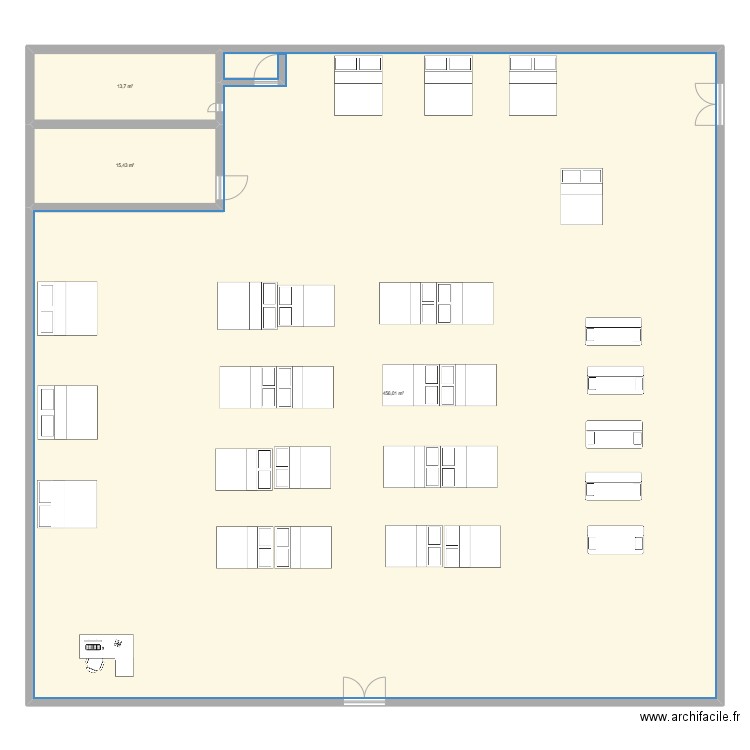 litrimarché. Plan de 3 pièces et 485 m2