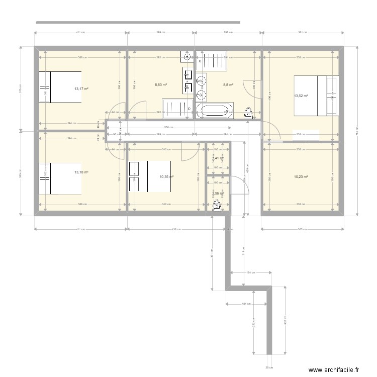 RDC tours  nord. Plan de 9 pièces et 81 m2