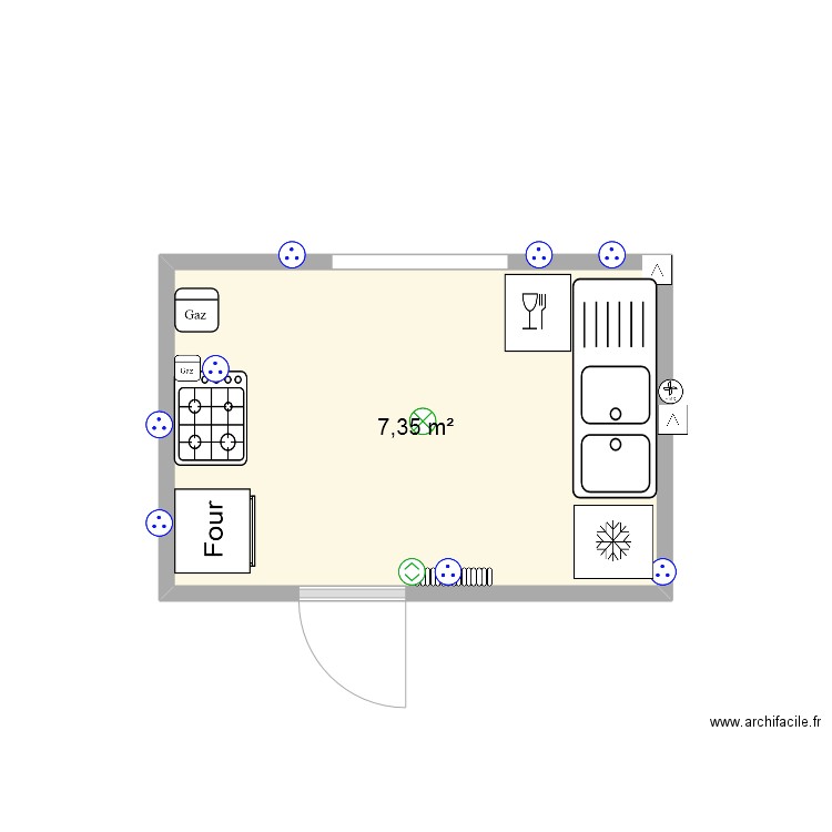 Cuisine actuelle. Plan de 1 pièce et 7 m2