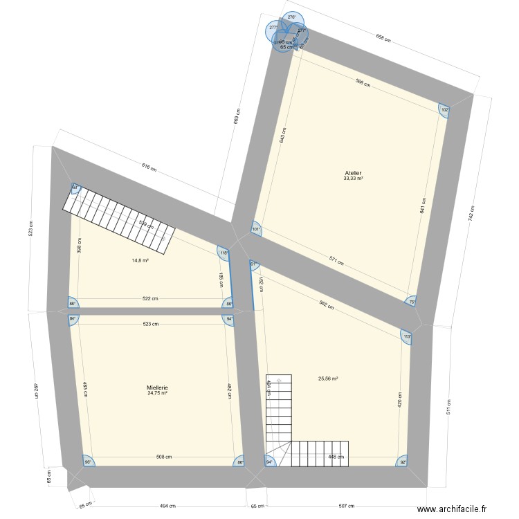 RDC. Plan de 4 pièces et 98 m2