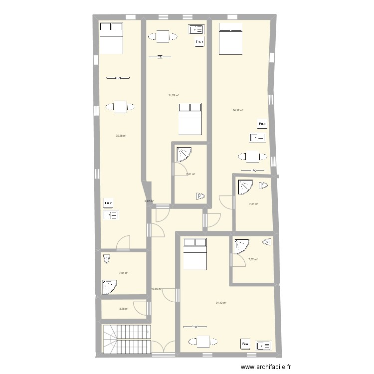 000. Plan de 11 pièces et 187 m2