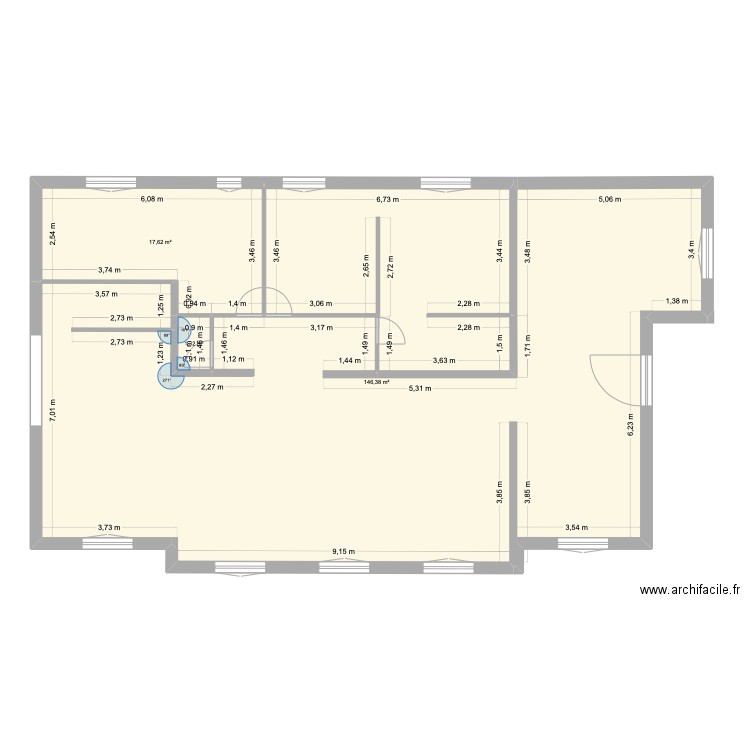 De Sousa. Plan de 3 pièces et 165 m2